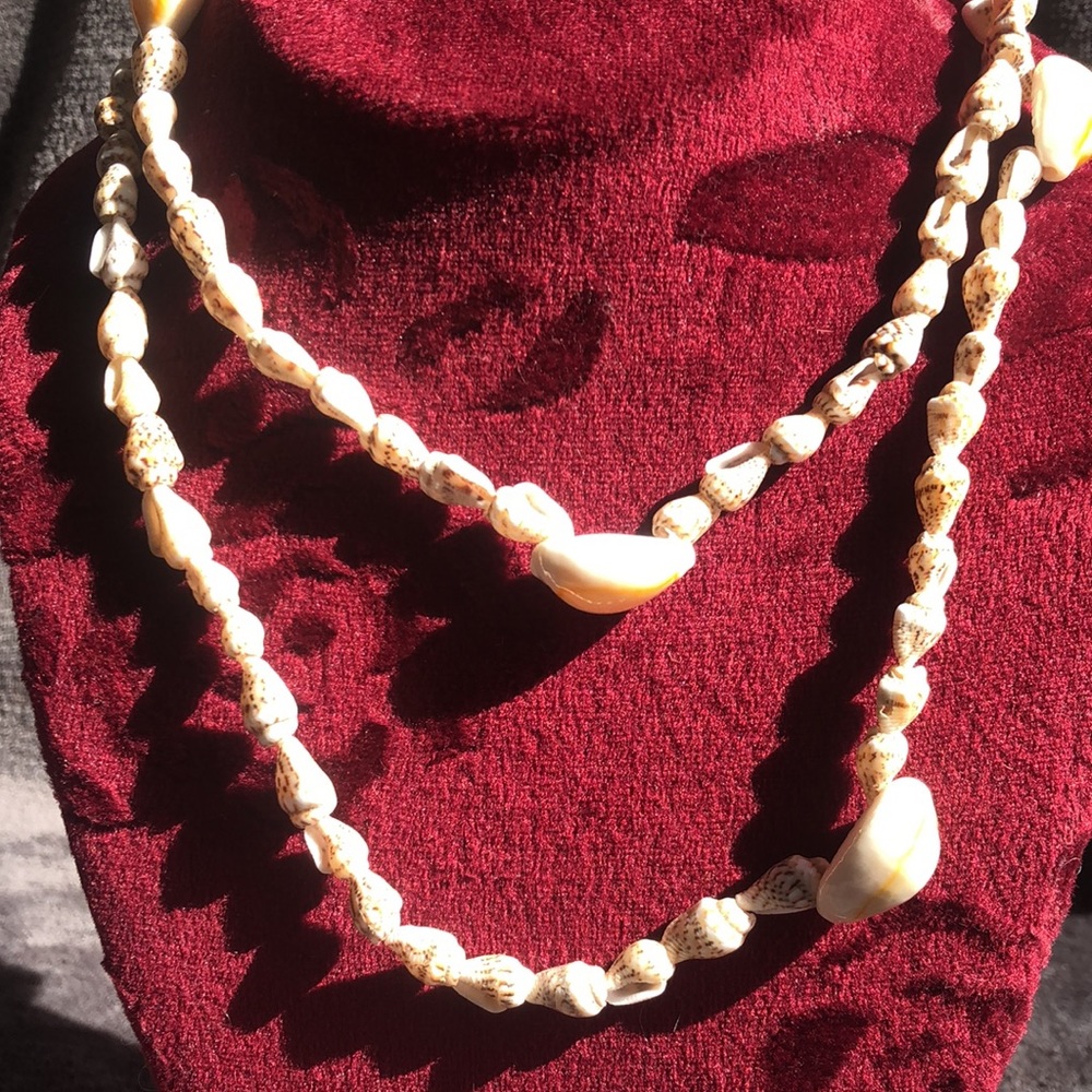 She’ll necklaces - Picture 2 of 10